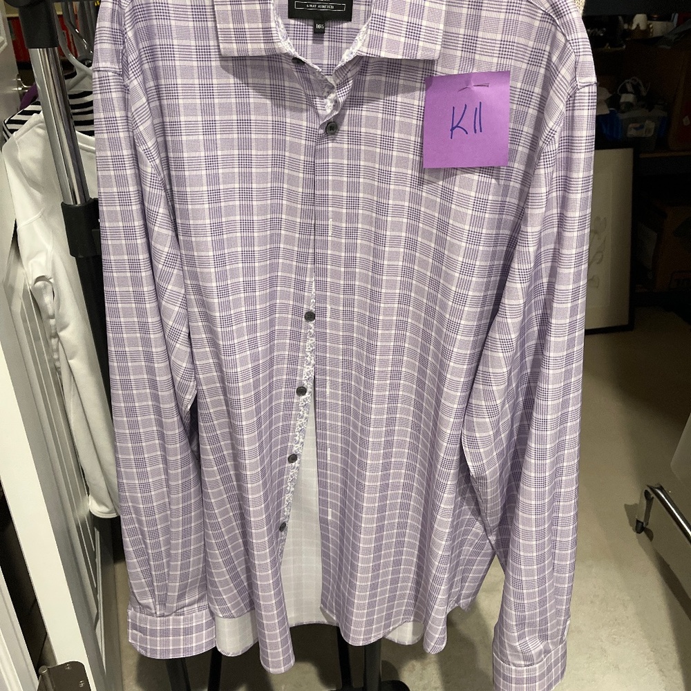 WRK Men’s Button Down Shirt with gorgeous flower lining. Brand New!